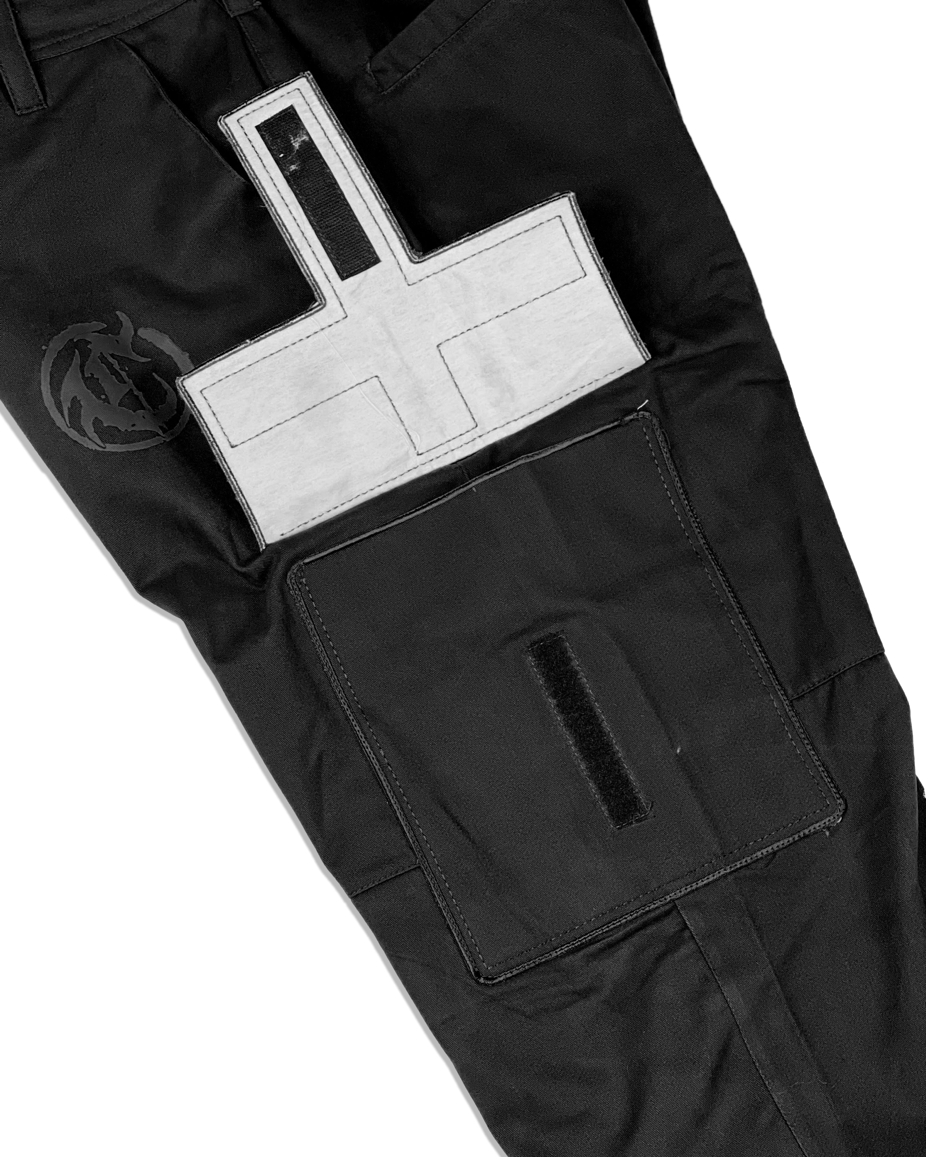 CROSS POCKET CARGOS BLACK